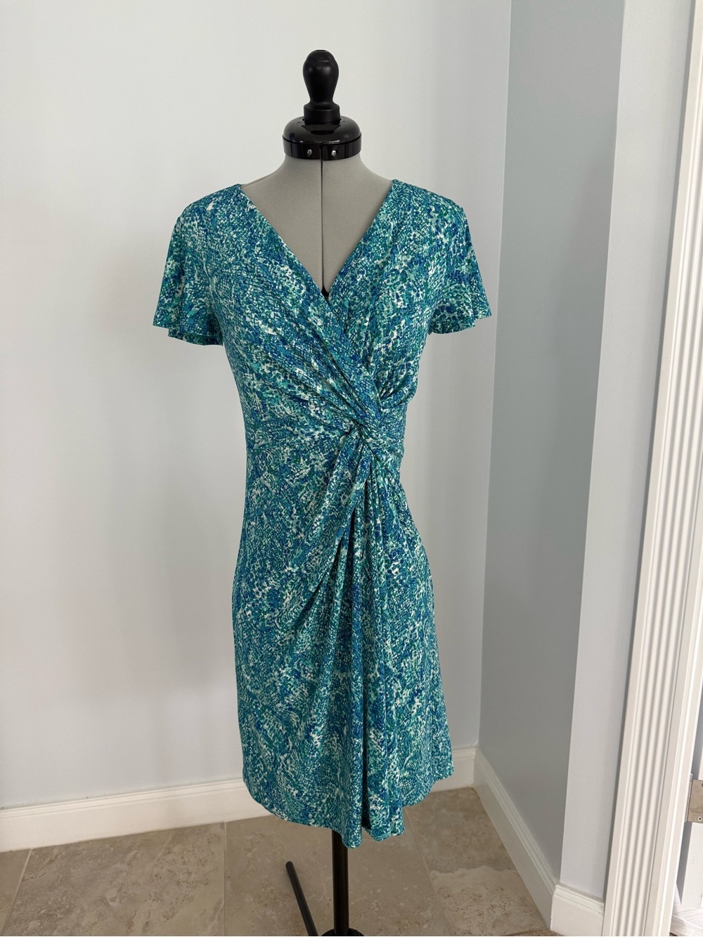 Tommy Bahama Dress XXS blue green printed faux wrap surplice V neck